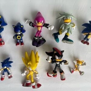 Jakks Pacific Sonic The Hedgehog 4” and 2.5" Figures - Lot of 9